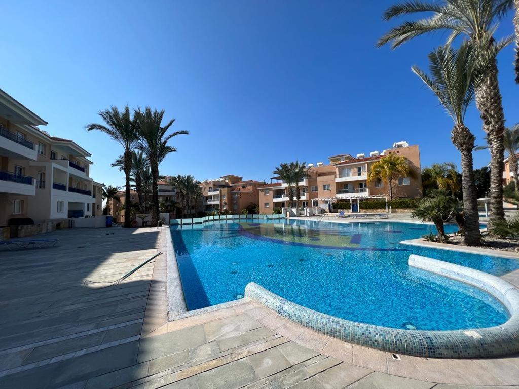 Casa Del Sol Townhouse In Iris Village Paphos Buitenkant foto
