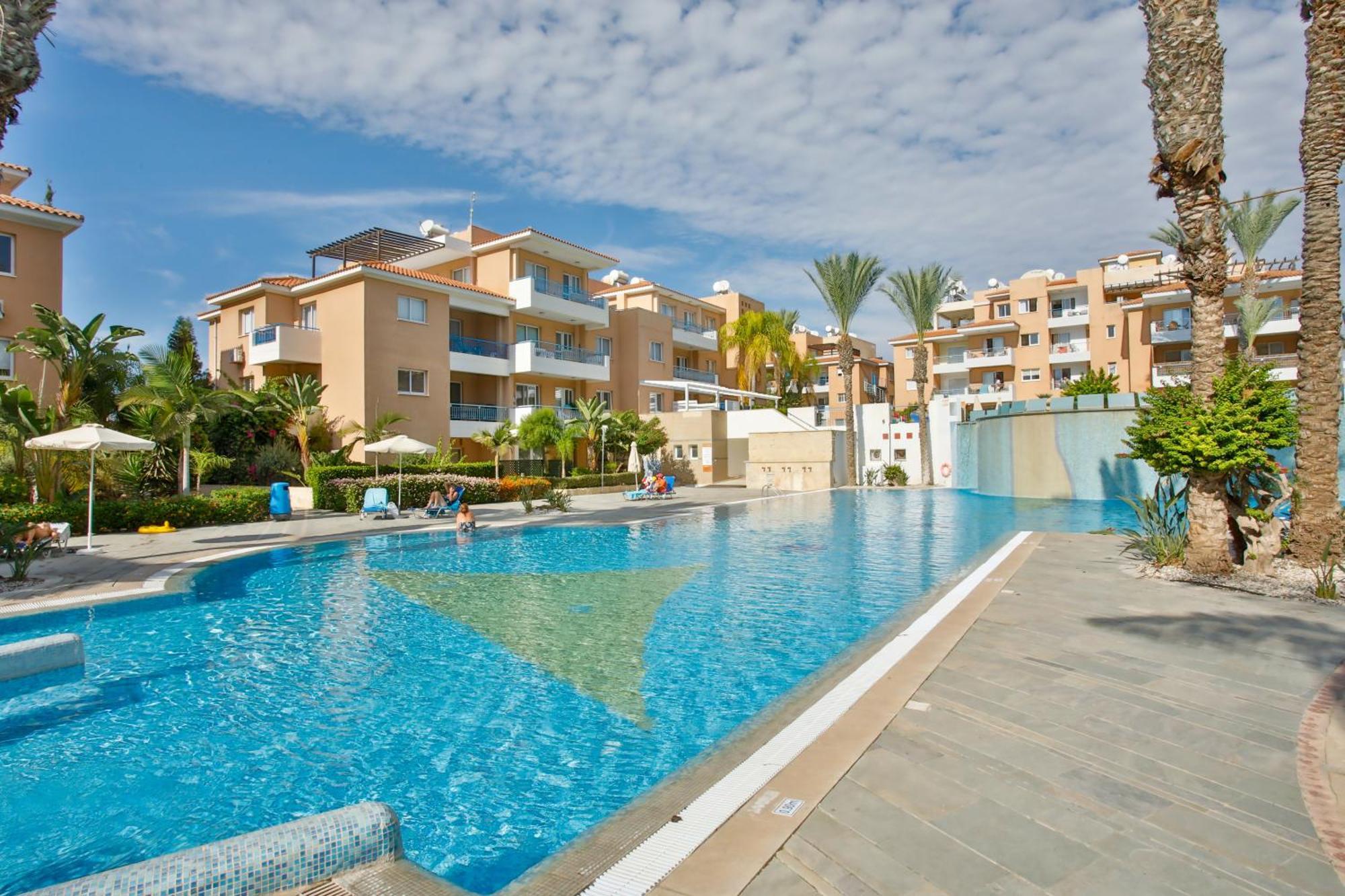 Casa Del Sol Townhouse In Iris Village Paphos Buitenkant foto