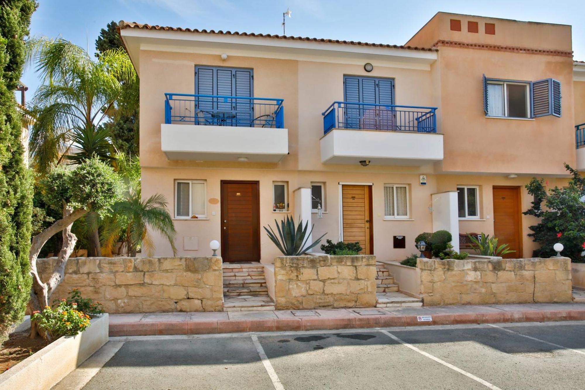 Casa Del Sol Townhouse In Iris Village Paphos Buitenkant foto