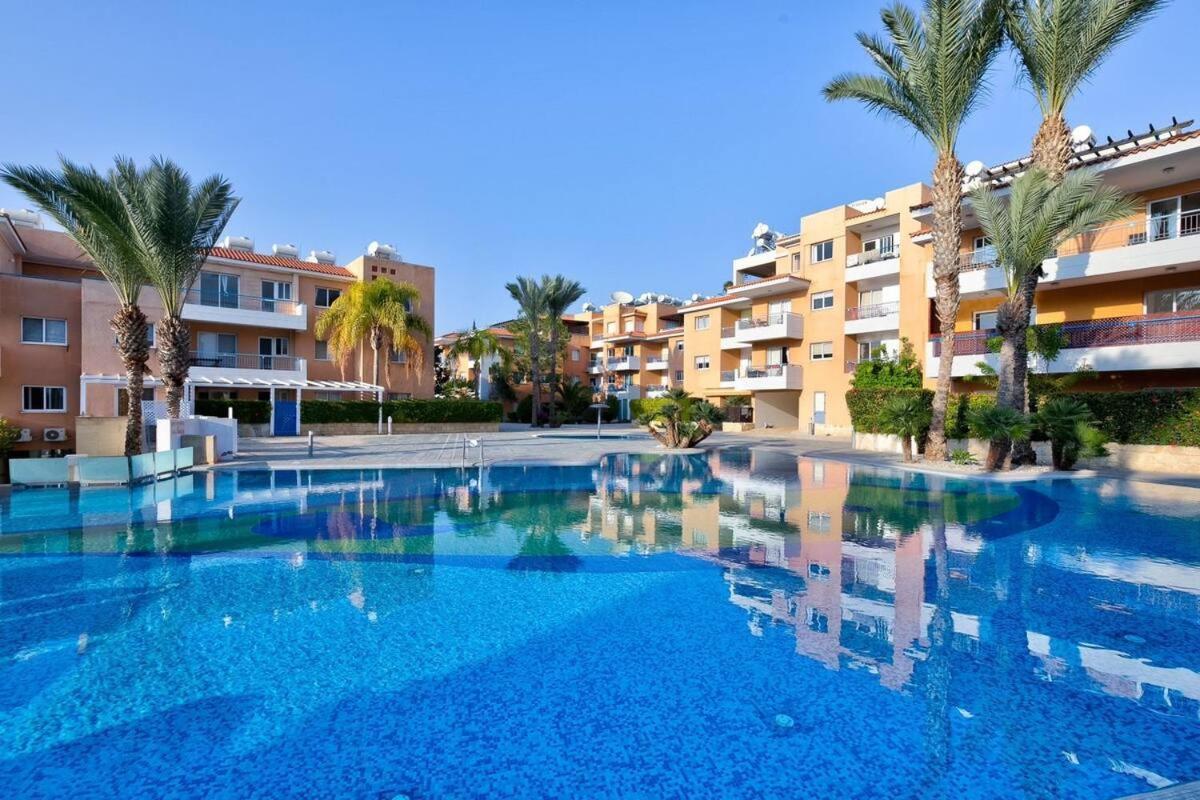 Casa Del Sol Townhouse In Iris Village Paphos Buitenkant foto